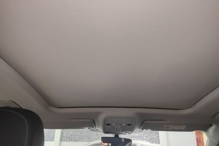 Audi Q3 2022 car image #18