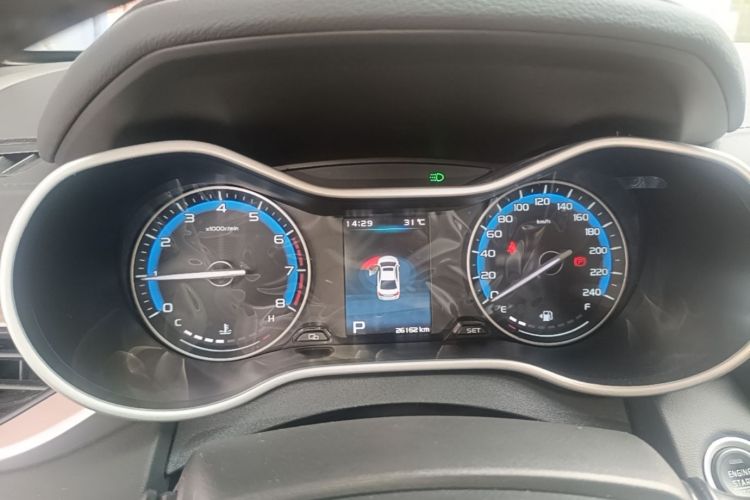 GEELY Emgrand 2019 #16 GEELY Emgrand 2019 car image #16