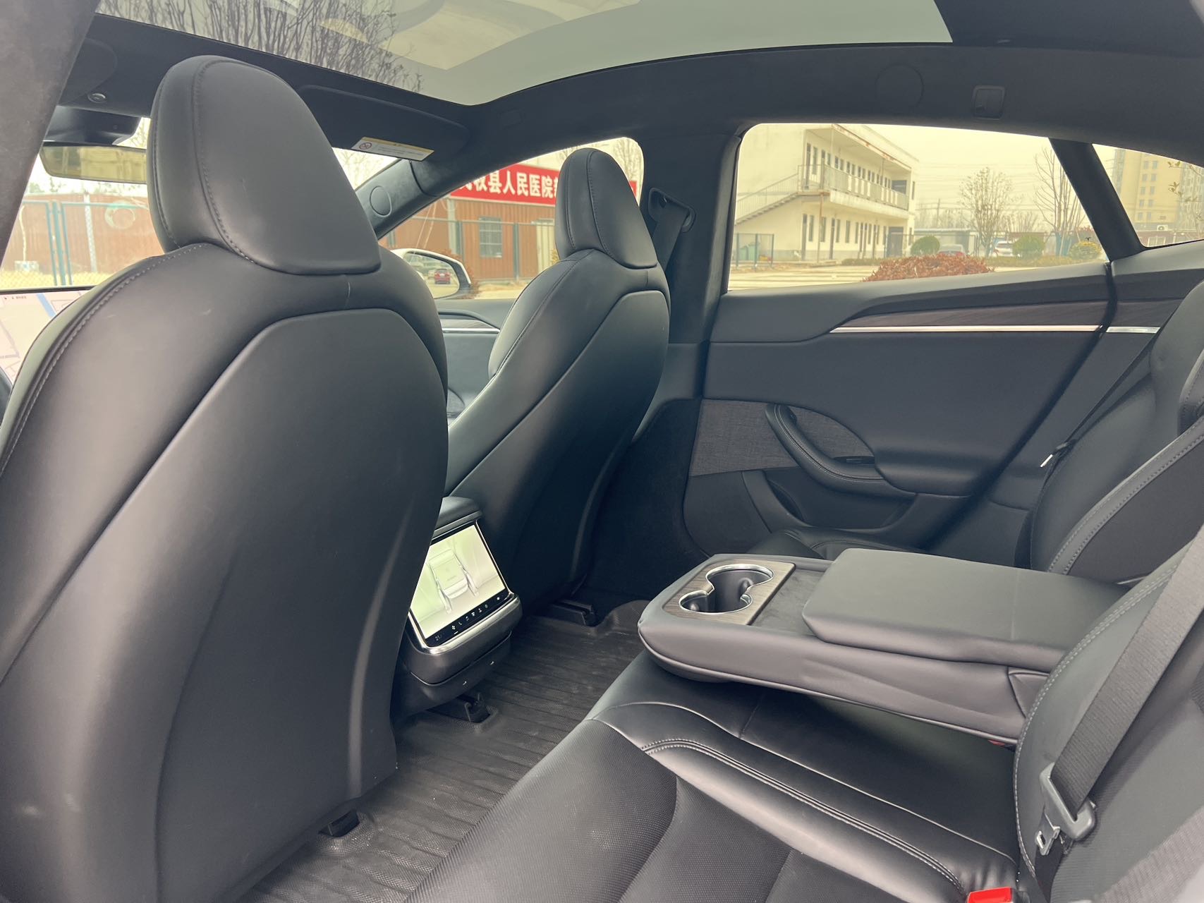 Tesla Model S 2023 #4 Tesla Model S 2023 car image #4