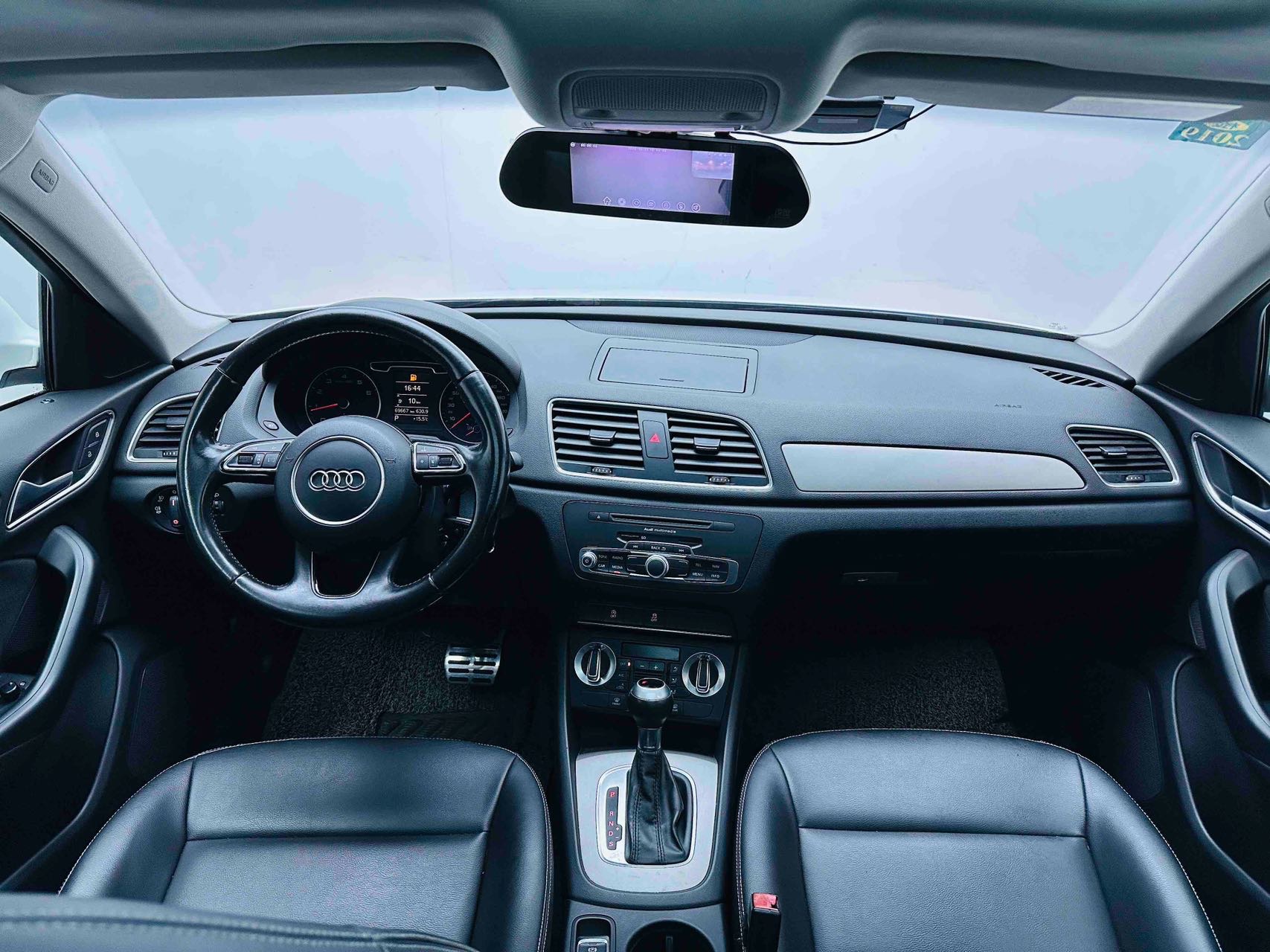 Audi Q3 2015 immagine di auto #9