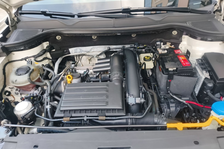 Volkswagen Tharu 2020 car image #22