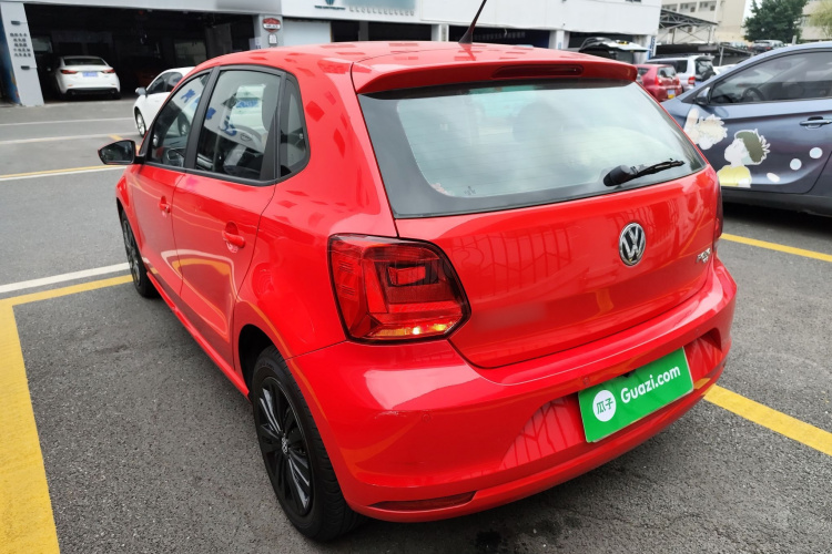 Volkswagen Polo 2018 car image #7
