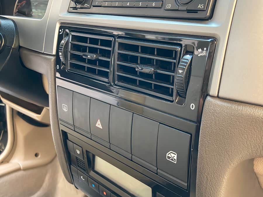 Volkswagen Santana Vista 2010 #9 Volkswagen Santana Vista 2010 car image #9