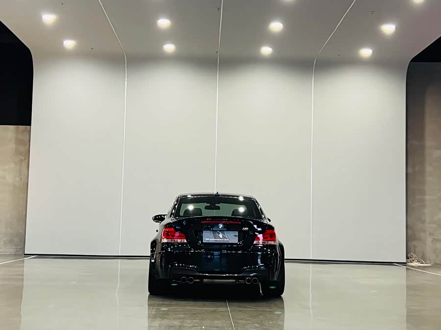 BMW 1 Series M 2012 car image #9