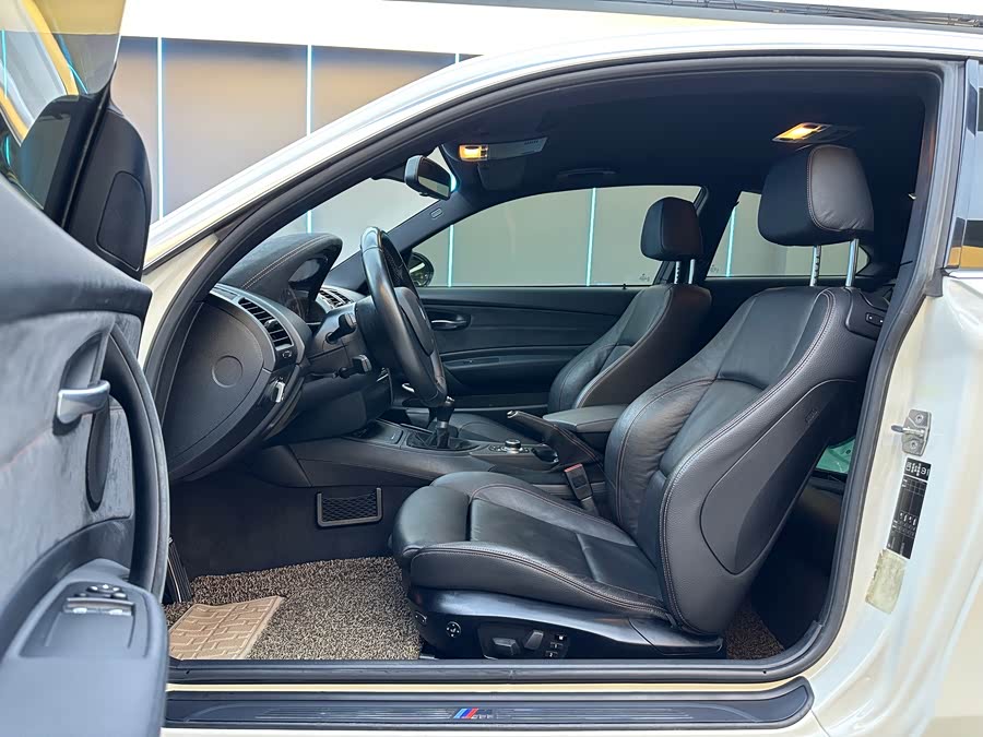 BMW 1 Series M 2012 #9 BMW 1 Series M 2012 car image #9