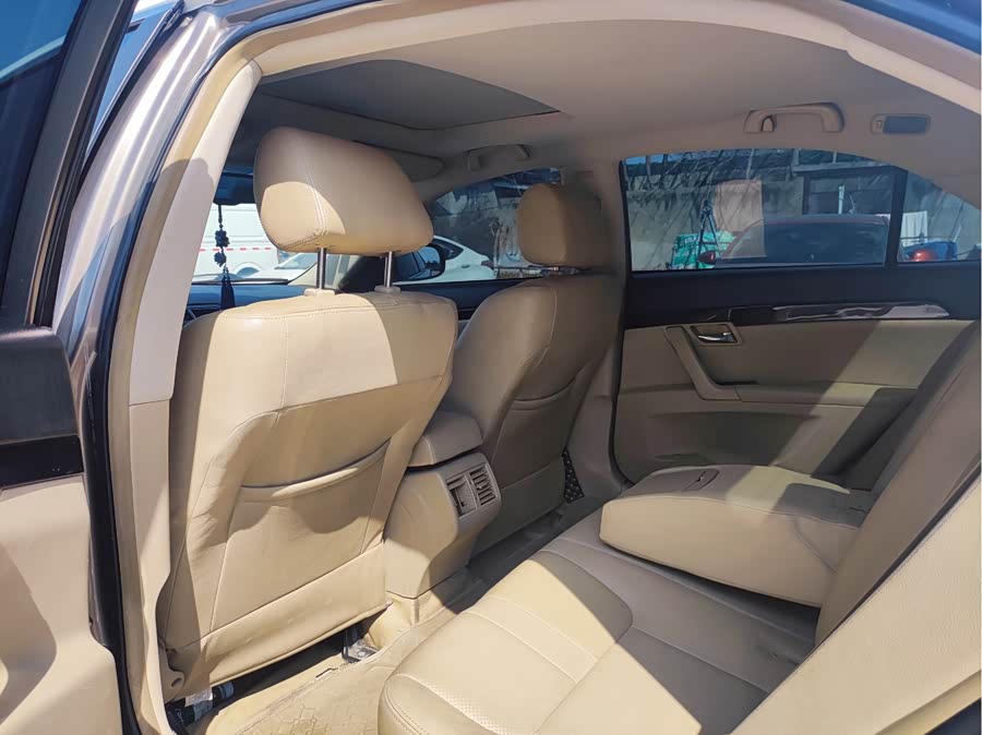 GEELY EC8 2015 car image #9