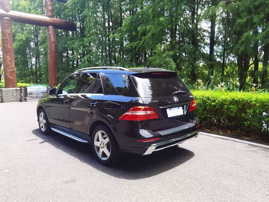 Mercedes-Benz M Class 2013 car image #9