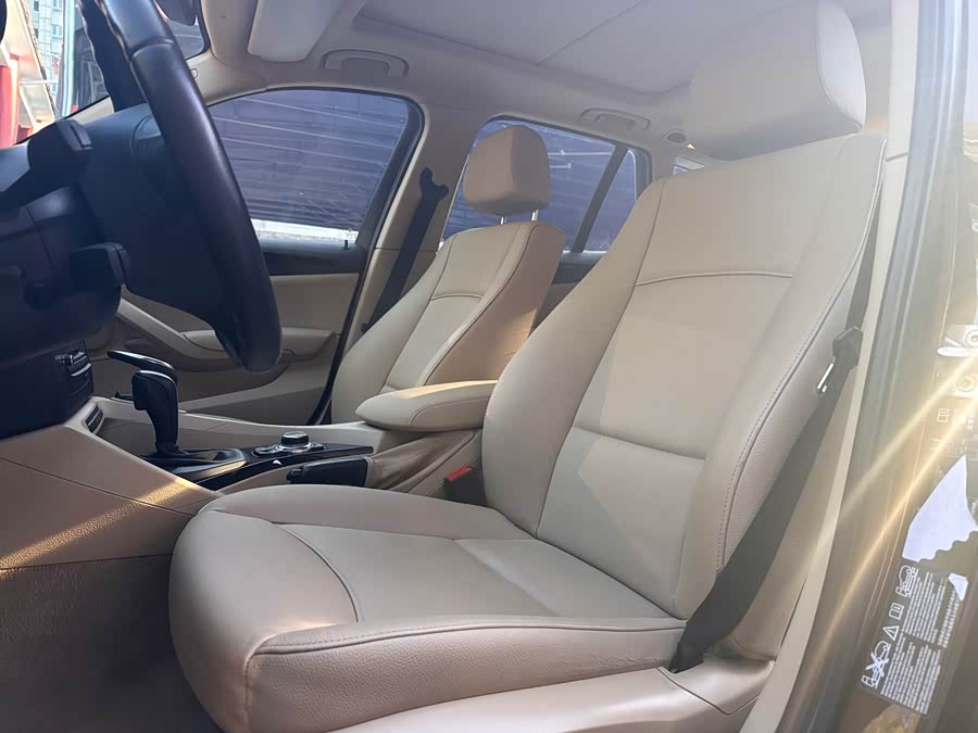 BMW X1 (Imported) 2011 car image #9