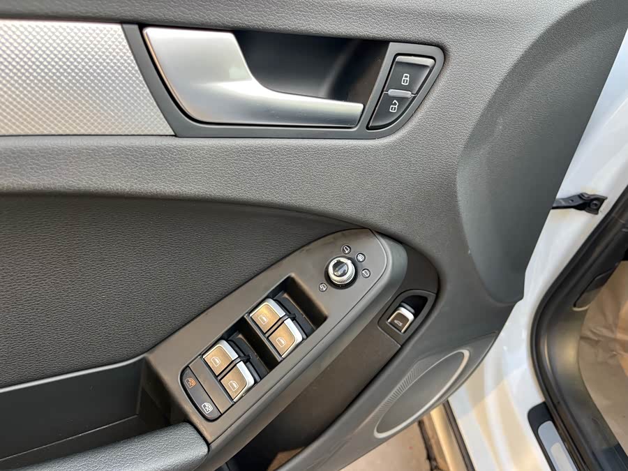 Audi A4 (Imported) 2014 car image #9