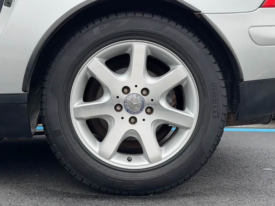 Mercedes-Benz SLK Class 2001 car image #9