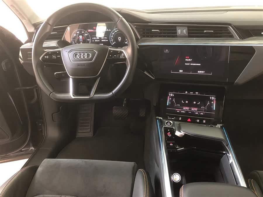 Mercedes-Benz SLK AMG 2021 صورة سيارة #9