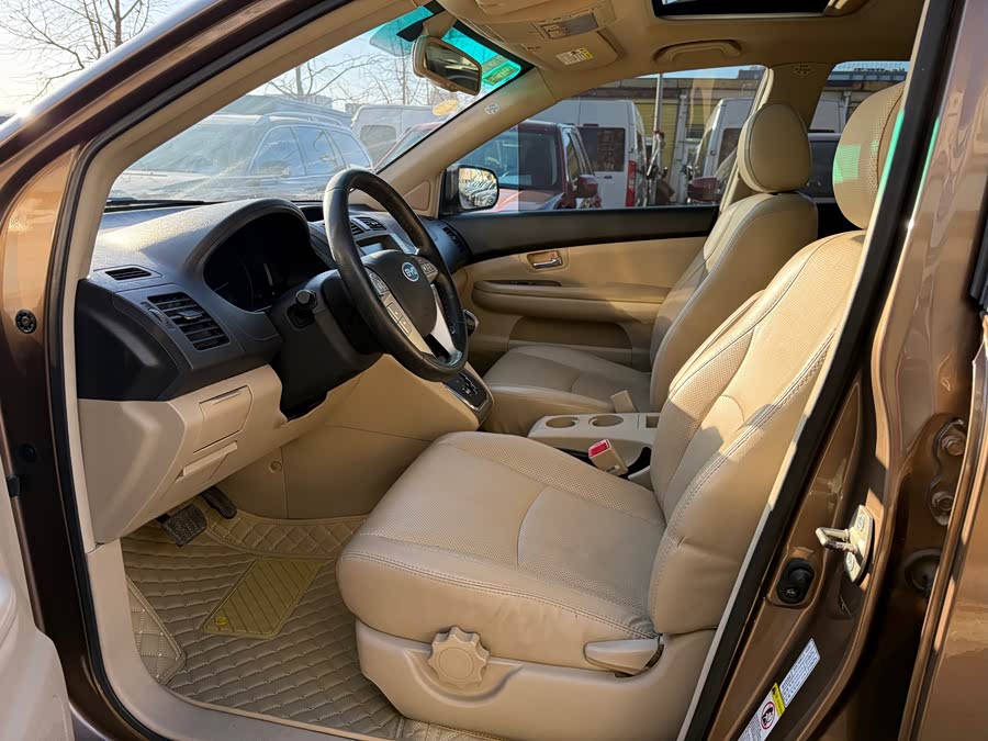 BYD S6 2012 изображение автомобиля #9