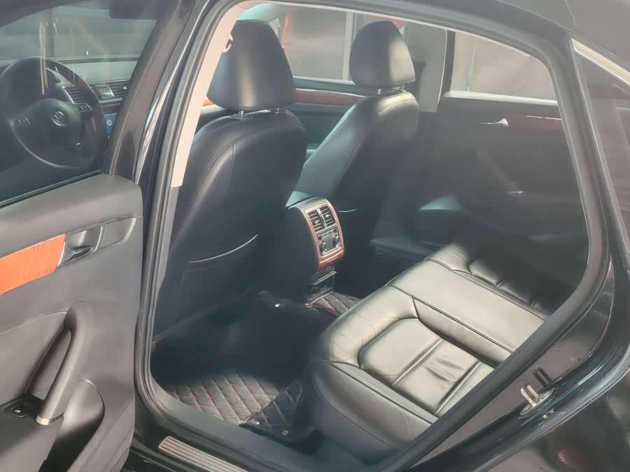 Volkswagen Passat 2015 car image #9