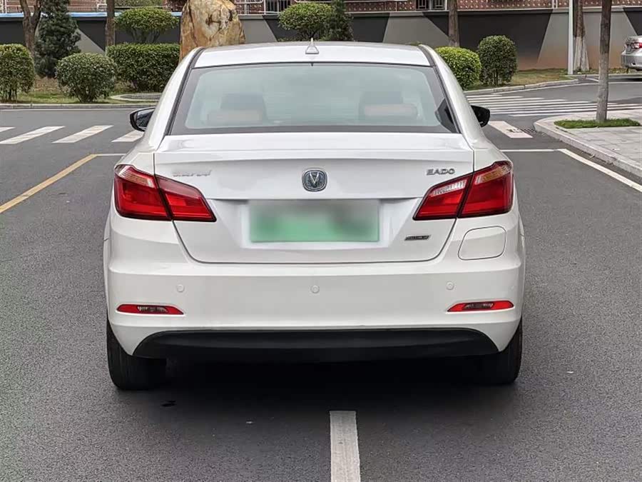 Changan Eado EV 2018 #9 Changan Eado EV 2018 image de voiture #9