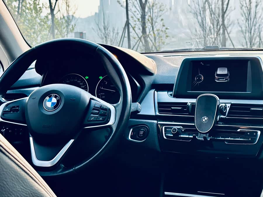 BMW 2 Series Tourer (Imported) 2015 car image #9