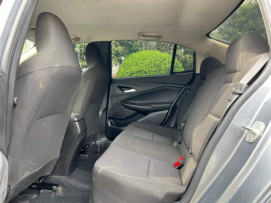 Chevrolet Cavalier 2021 car image #9