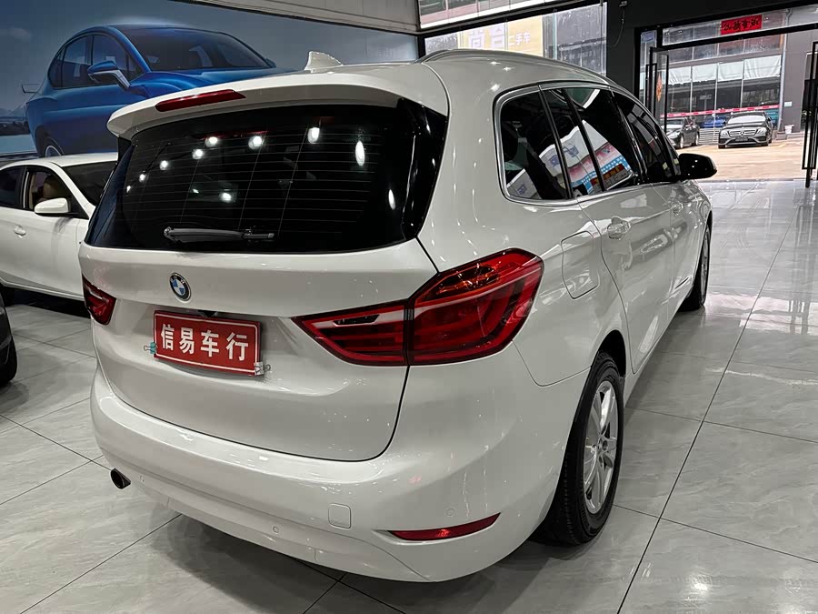 BMW 2 Series Gran Tourer 2017 car image #9