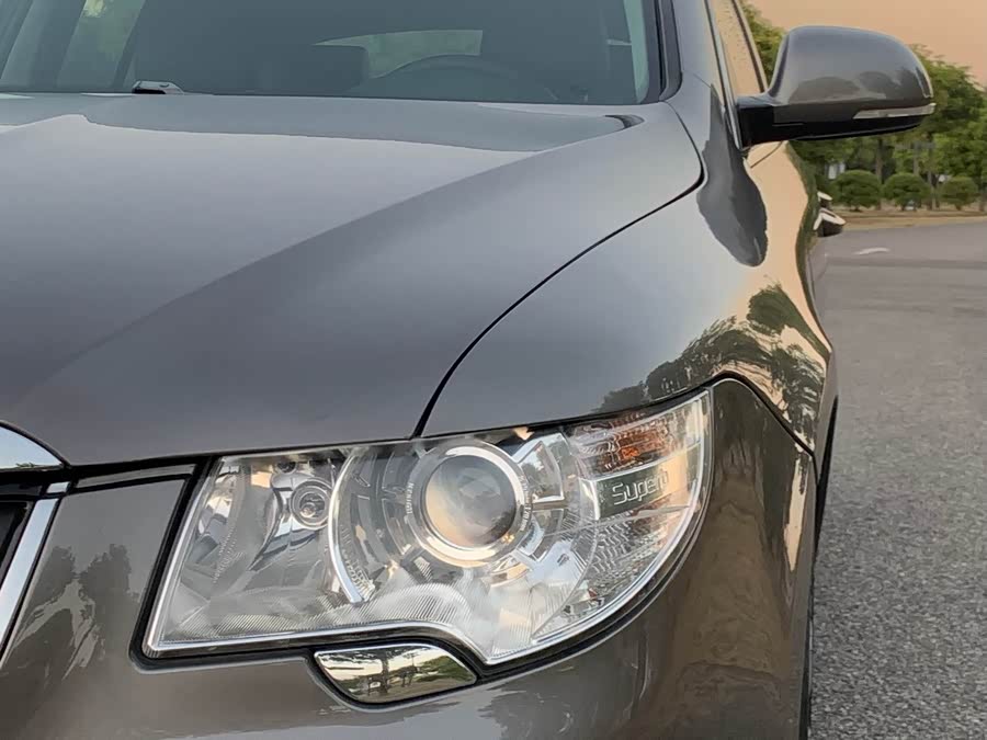 Skoda Superb 2011 صورة سيارة #9