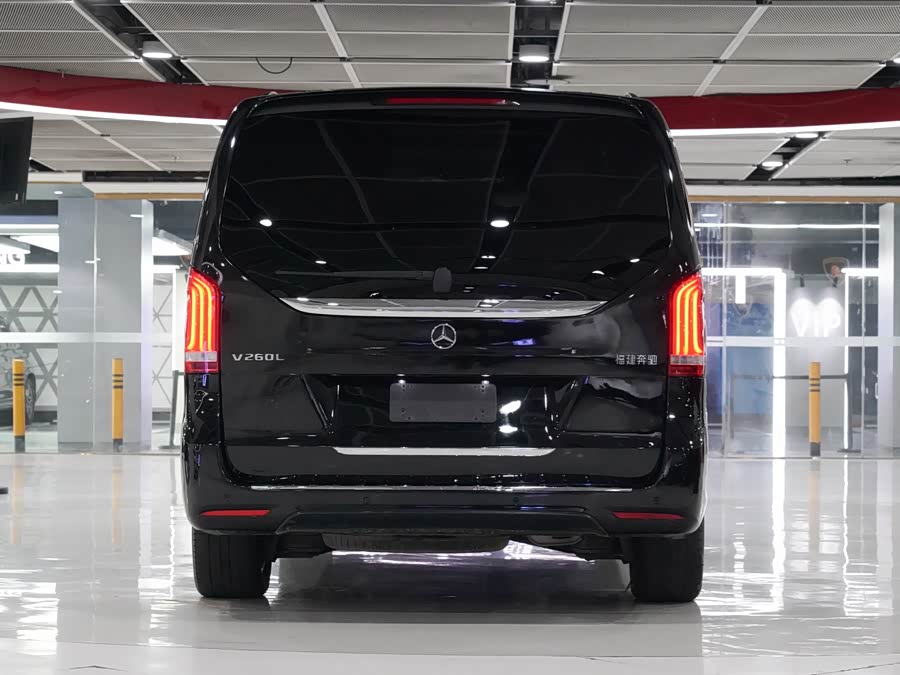 Mercedes-Benz V Class 2024 car image #9