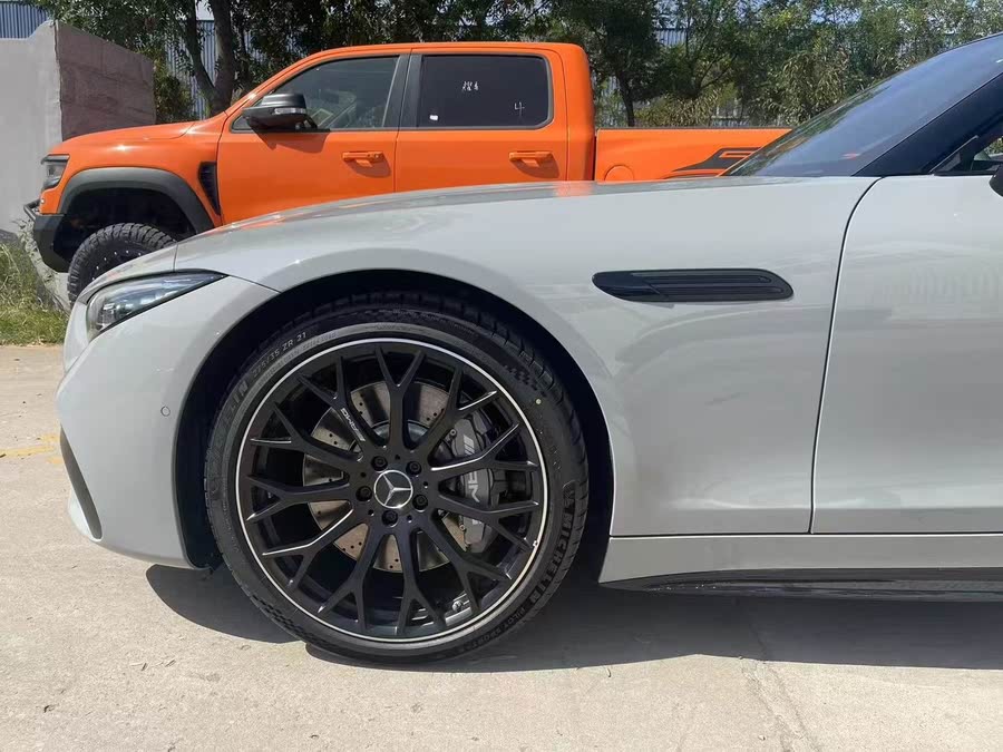 Mercedes-Benz SL AMG 2025 car image #9