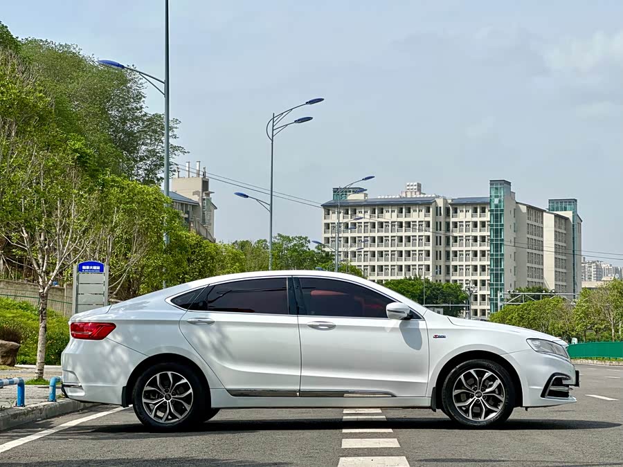 GEELY Ulion 2017 #9 GEELY Ulion 2017 immagine di auto #9