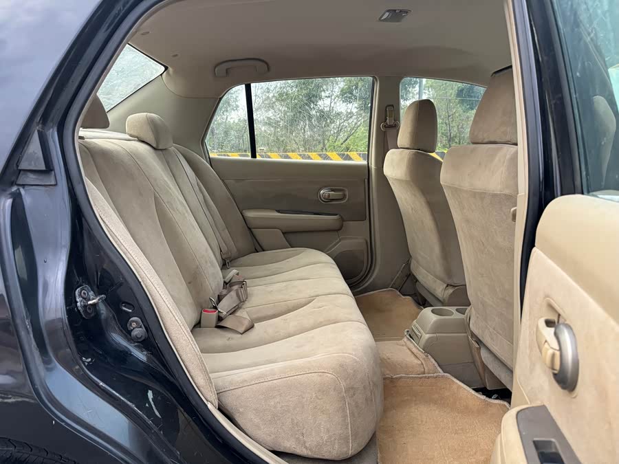 日产 颐达 2009 汽车图片 #9