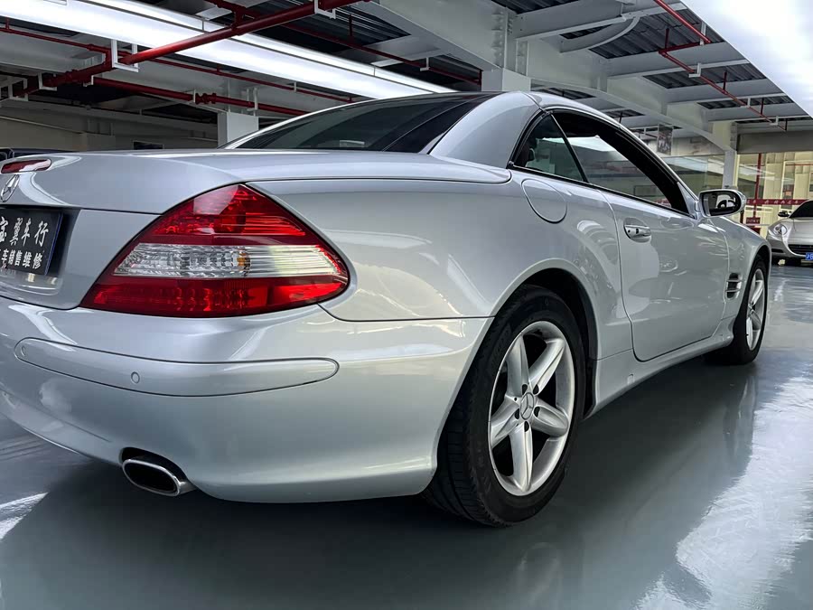 Mercedes-Benz SL Class 2007 #9 Mercedes-Benz SL Class 2007 car image #9
