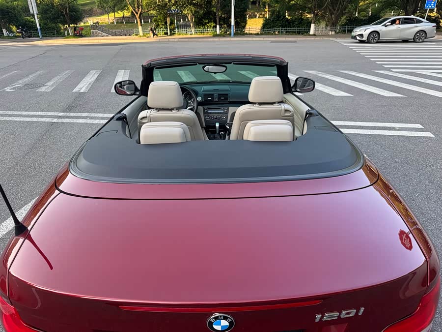 BMW 1 Series (Imported) 2012 car image #9