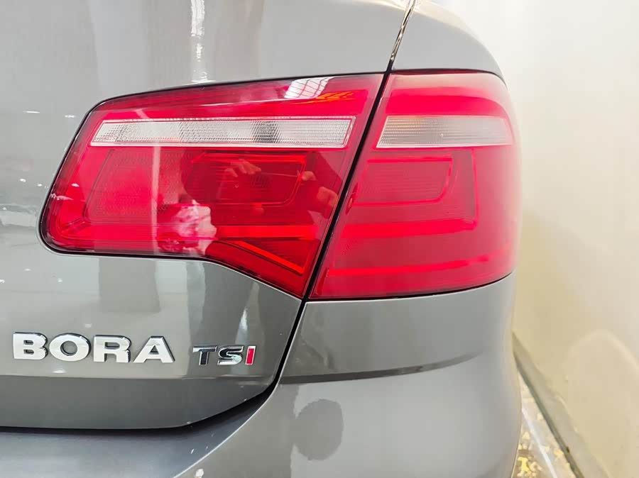 Volkswagen Bora 2015 immagine di auto #9