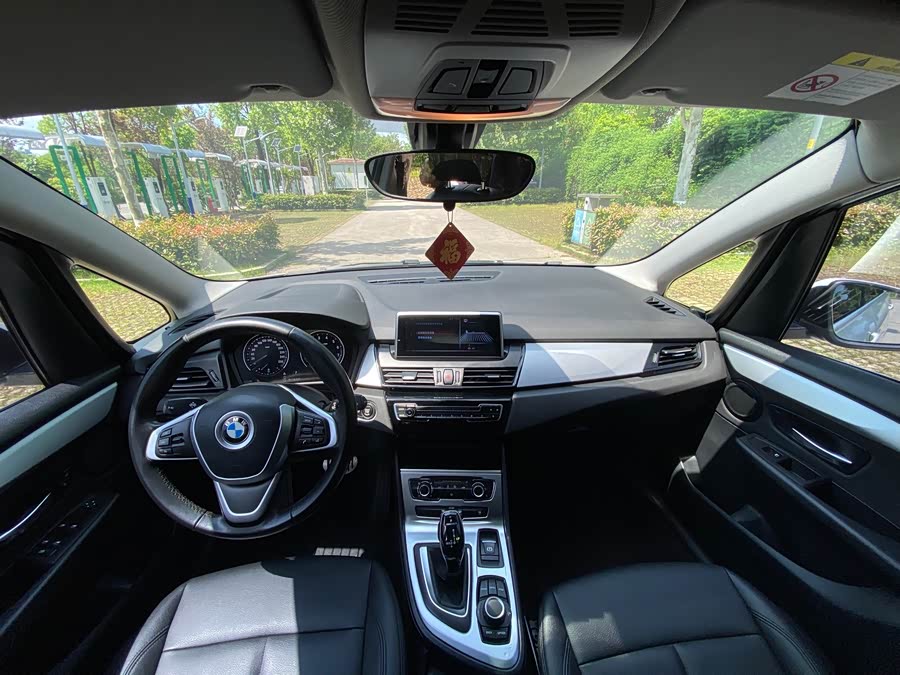 BMW 2 Series Gran Tourer 2019 immagine di auto #9