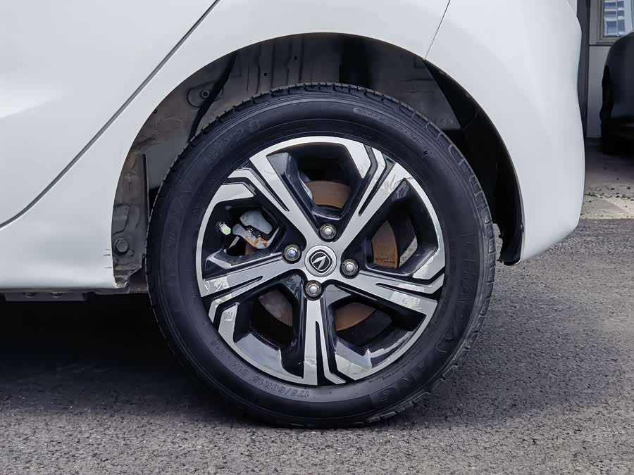 Changan BenBen E-Star 2022 car image #9