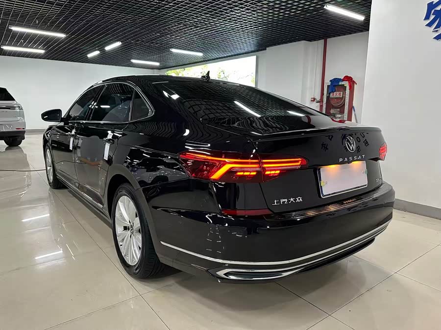 Volkswagen Passat 2021 صورة سيارة #9
