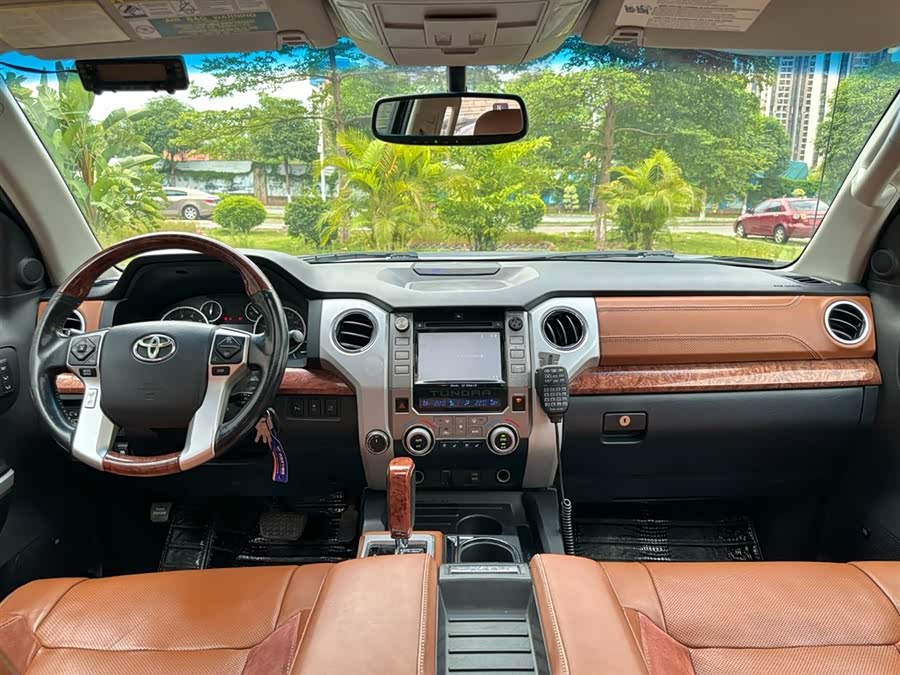 Toyota Tundra 2014 immagine di auto #9