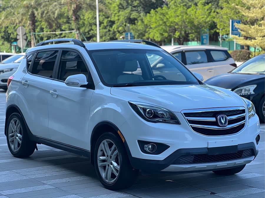 Changan CS35 2019 car image #9