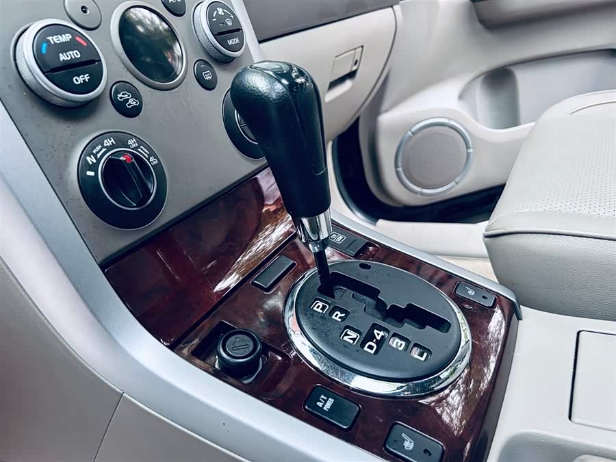 铃木 超级维特拉 2009 汽车图片 #9