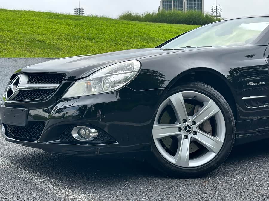 Mercedes-Benz SL Class 2009 car image #9
