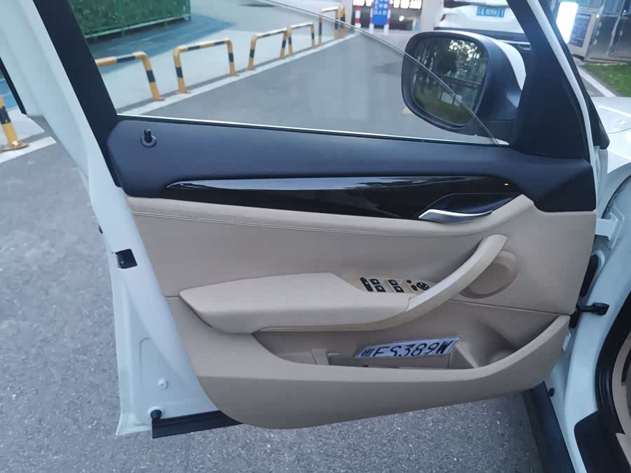 BMW X1 (Imported) 2011 صورة سيارة #9