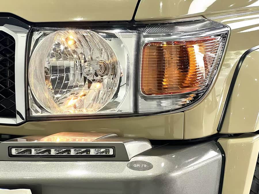 Toyota 2020 car image #9
