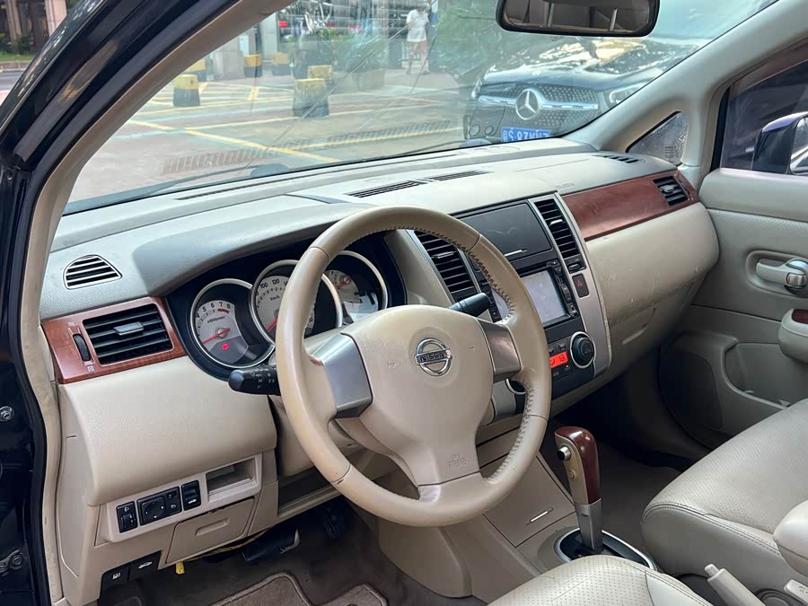 日产 颐达 2010 汽车图片 #9