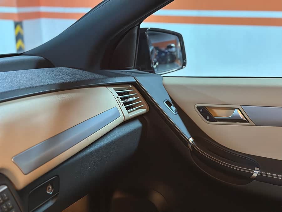 Mercedes-Benz R Class 2013 #9 Mercedes-Benz R Class 2013 immagine di auto #9