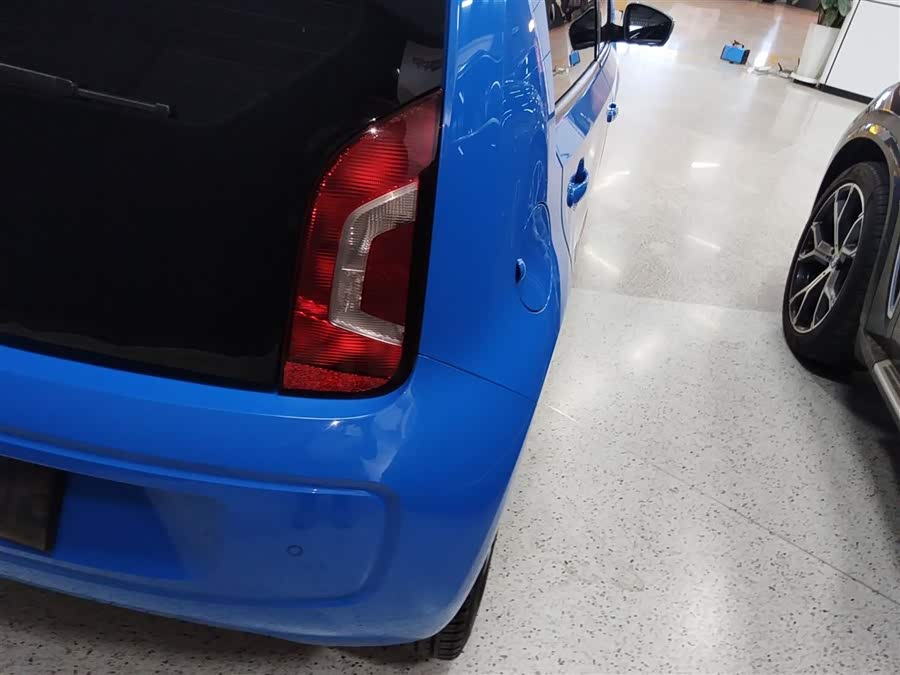 Volkswagen up! 2016 imagem de carro #9