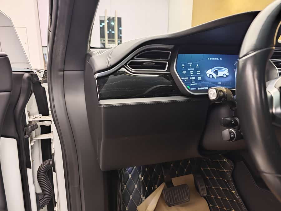 特斯拉 Model X 2017 汽车图片 #9