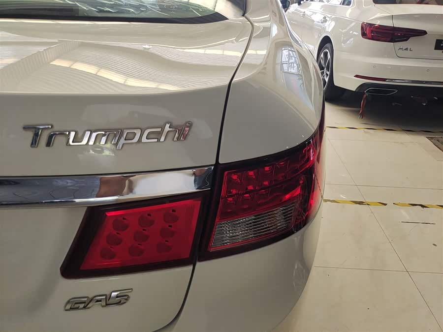 GAC Trumpchi GA5 2013 car image #9