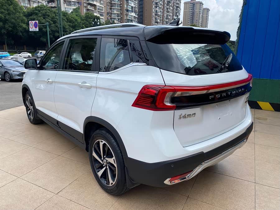 Forthing T5 2019 #9 Forthing T5 2019 immagine di auto #9