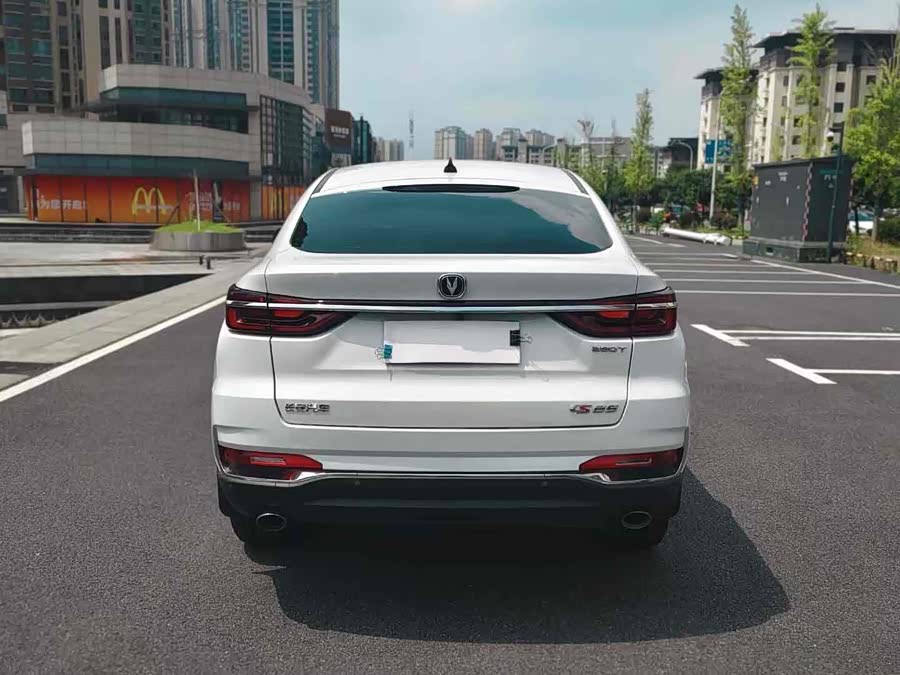 Changan CS85 Coupe 2020 car image #9