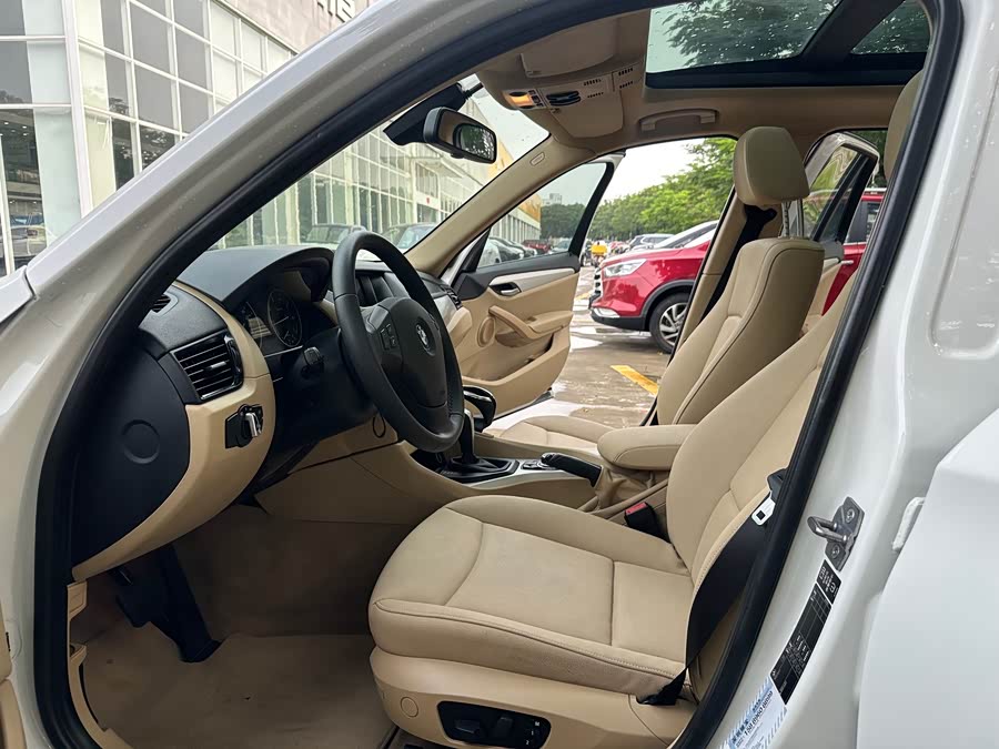 BMW X1 (Imported) 2013 car image #9