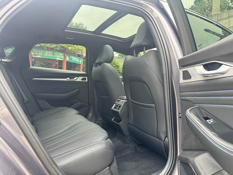 GEELY Preface 2024 #9 GEELY Preface 2024 car image #9