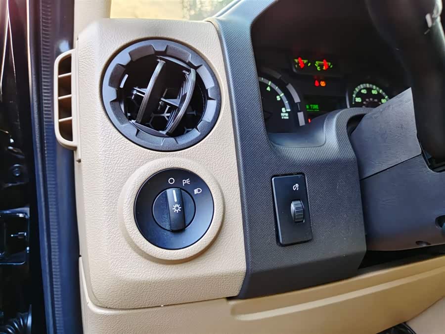 Ford E350 2013 image de voiture #9