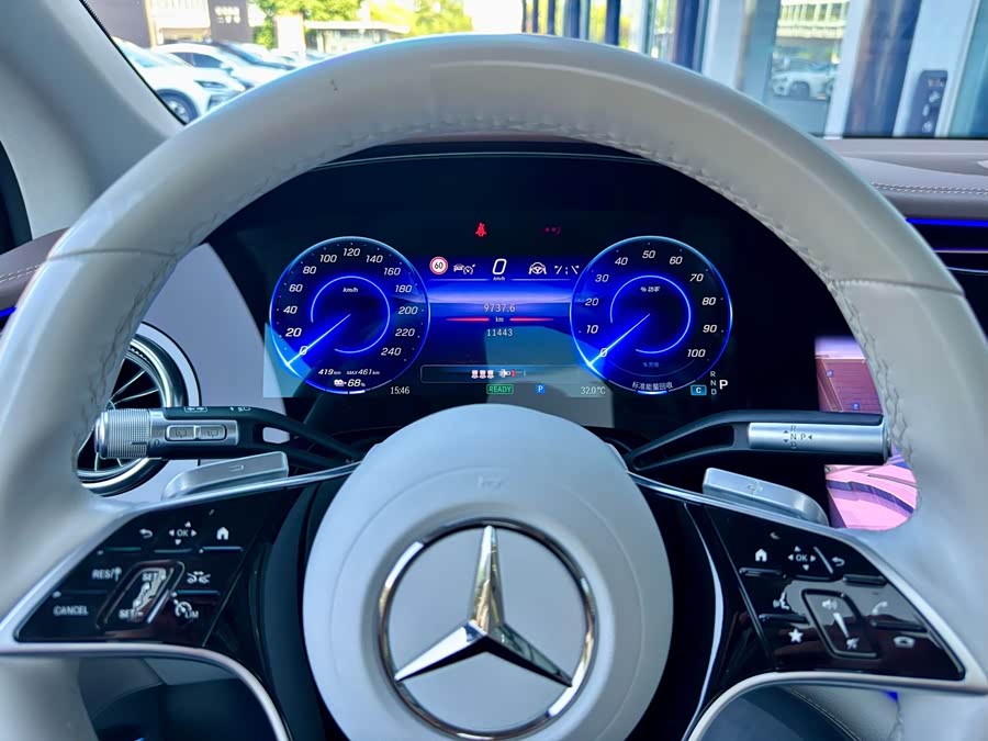 Mercedes-Benz EQS SUV 2023 car image #9