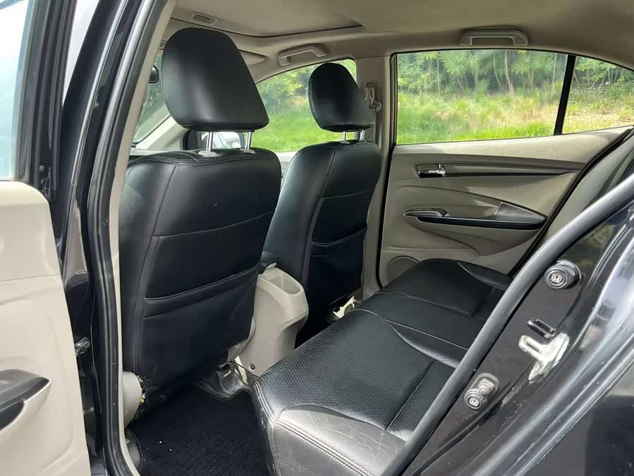 Honda City Classic 2013 immagine di auto #9